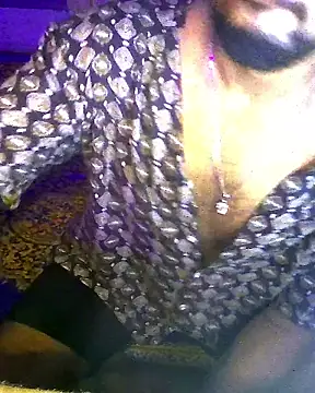 Snapshot of BornToSeduce chatting on May 12, 2026, 4:57 pm BornToSeduce online show from May 12, 2026, 4:57 pm