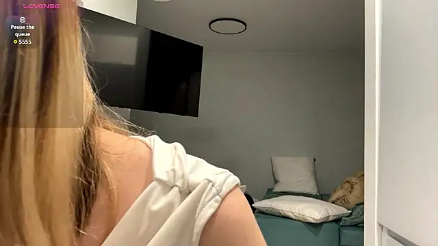 Denni Spilber online show from February 1, 2026, 4:16 pm