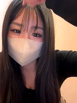 Ema-- online show from October 17, 2025, 9:12 am