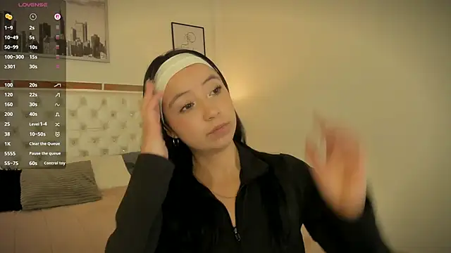 Snapshot of Zoe_Xra chatting on May 22, 2026, 9:13 pm Zoe Xra online show from May 22, 2026, 9:13 pm