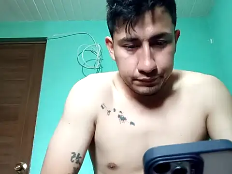 True Di online show from October 28, 2025, 9:47 pm