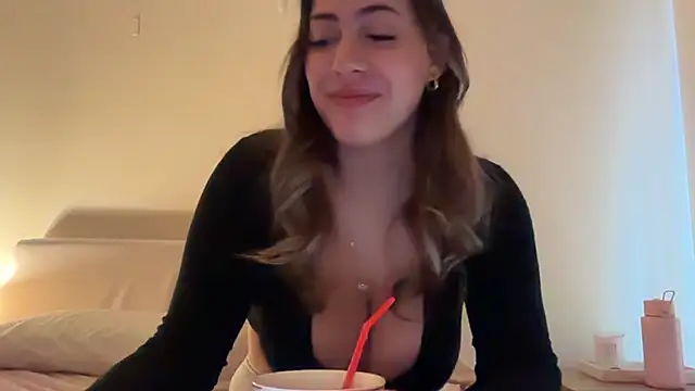 sieeena online show from October 26, 2025, 9:04 pm