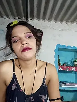 Snapshot of Bebby_Doll chatting on September 16, 2025, 3:35 pm Bebby Doll online show from September 16, 2025, 3:35 pm