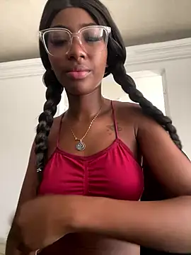 MarianRosse online show from January 18, 2026, 6:11 pm