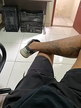 mtpgostoso online show from October 15, 2025, 4:04 pm