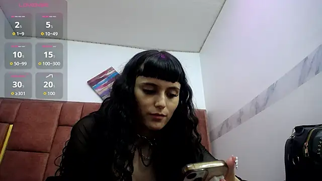 XBODTRIIPX online show from February 3, 2026, 8:36 pm