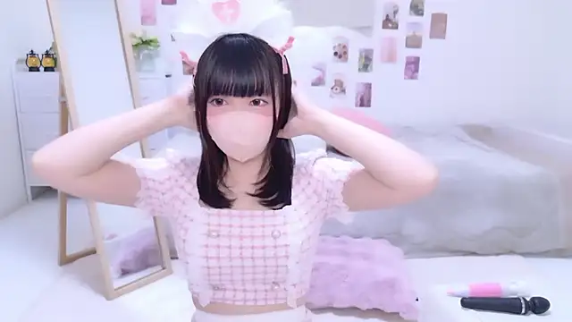 Snapshot of fumika_f chatting on November 18, 2025, 2:27 am fumika f online show from November 18, 2025, 2:27 am