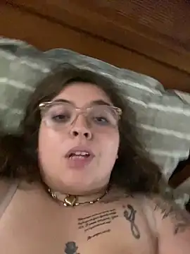 yxngboobs online show from April 18, 2026, 1:30 am