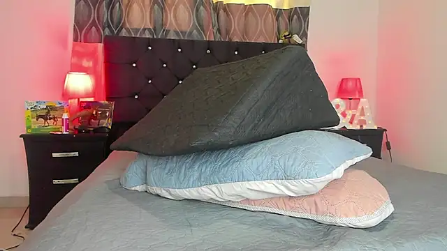 Snapshot of dereck_karter chatting on March 4, 2026, 4:37 pm dereck karter online show from March 4, 2026, 4:37 pm