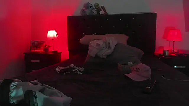 Snapshot of dereck_karter chatting on January 14, 2026, 3:21 am dereck karter online show from January 14, 2026, 3:21 am