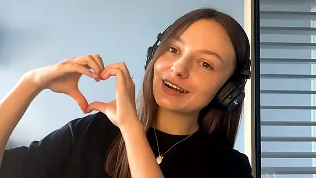 SoulHiperAgne  online show from October 1, 2025, 12:20 pm