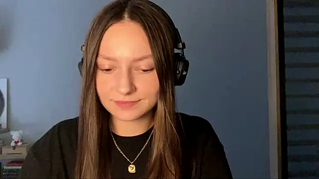 SoulHiperAgne  online show from October 17, 2025, 1:02 pm