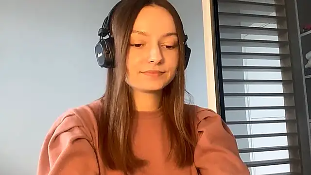 SoulHiperAgne  online show from September 19, 2025, 6:28 am