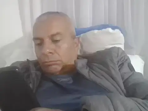 Snapshot of ALFRERM chatting on November 3, 2025, 11:41 pm ALFRERM online show from November 3, 2025, 11:41 pm