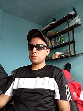 Snapshot of aczinovelez342 chatting on October 10, 2025, 8:42 pm aczinovelez342 online show from October 10, 2025, 8:42 pm