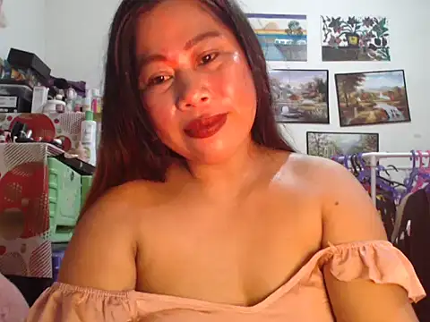 Snapshot of filipina_beauty chatting on December 15, 2025, 6:14 pm filipina beauty online show from December 15, 2025, 6:14 pm