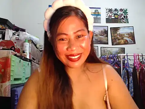 Snapshot of filipina_beauty chatting on November 30, 2025, 6:09 pm filipina beauty online show from November 30, 2025, 6:09 pm