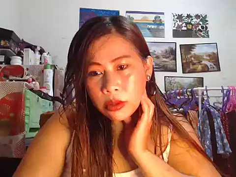 Snapshot of filipina_beauty chatting on November 15, 2025, 2:43 pm filipina beauty online show from November 15, 2025, 2:43 pm