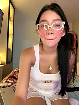 Min junn online show from September 23, 2025, 1:56 am