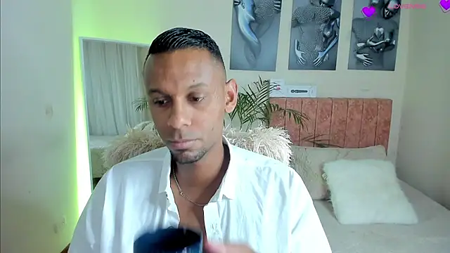 Snapshot of KingEdward_ chatting on October 13, 2025, 10:17 am KingEdward online show from October 13, 2025, 10:17 am