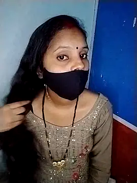 Komal-Rajput online show from October 6, 2025, 6:30 pm