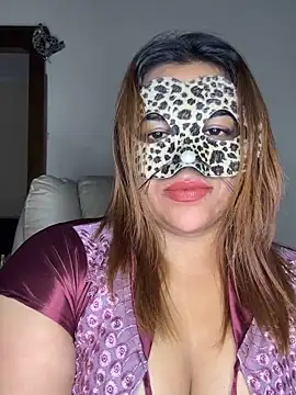 SLNatasha online show from October 27, 2025, 1:34 pm