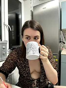 Risky-Flower online show from December 3, 2025, 6:07 pm