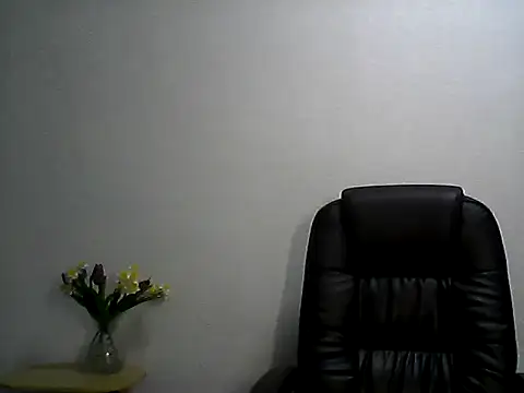 EllaLove2277 online show from March 3, 2026, 6:09 am