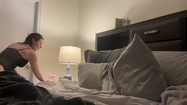 Snapshot of NurseStephania chatting on December 18, 2025, 4:50 am NurseStephania online show from December 18, 2025, 4:50 am