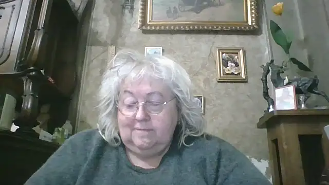 Lala-Love56 online show from November 14, 2025, 9:40 pm