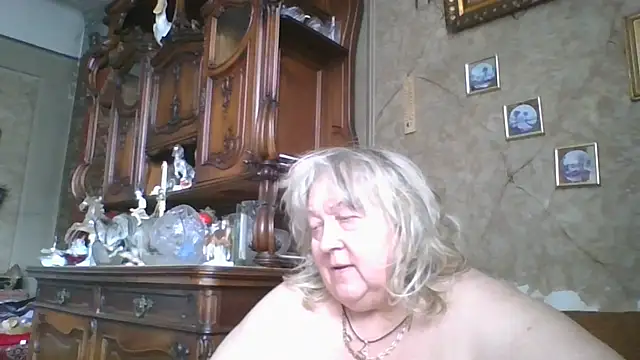 Lala-Love56 online show from June 3, 2026, 7:09 am