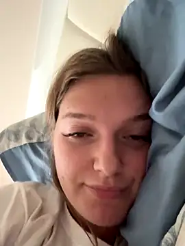 Snapshot of Bellatrisssaa chatting on September 12, 2025, 7:08 am Bellatrisssaa online show from September 12, 2025, 7:08 am