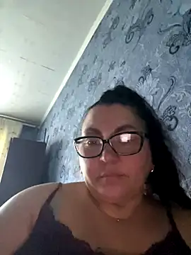 Snapshot of Vilvet777 chatting on October 15, 2025, 10:01 am Vilvet777 online show from October 15, 2025, 10:01 am