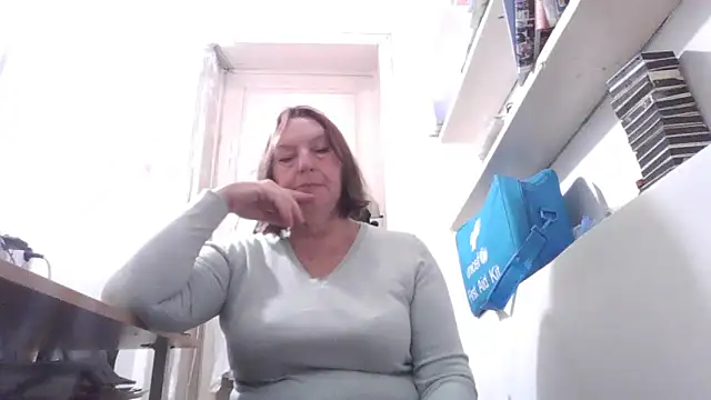 AnnaLive570 online show from April 21, 2026, 4:30 am