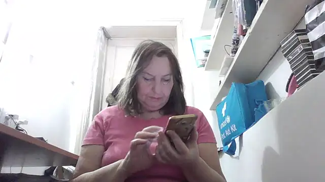 AnnaLive570 online show from December 20, 2025, 5:43 am