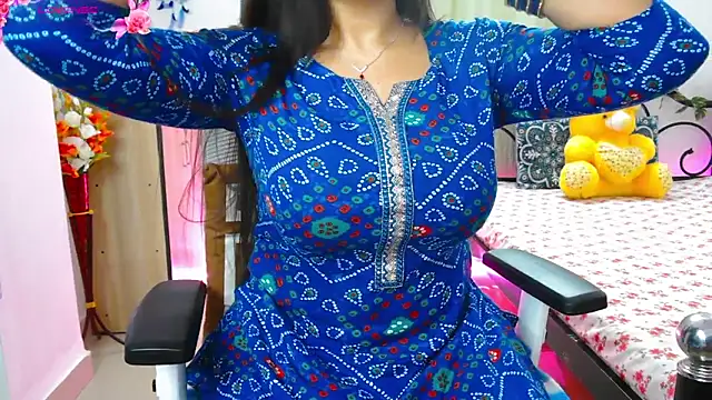 WildDimpi 0 online show from October 31, 2025, 6:15 pm