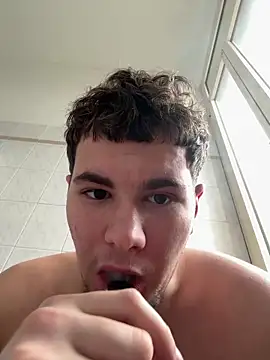 vaaalodia online show from February 4, 2026, 3:07 pm