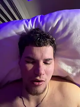 vaaalodia online show from February 2, 2026, 9:58 pm