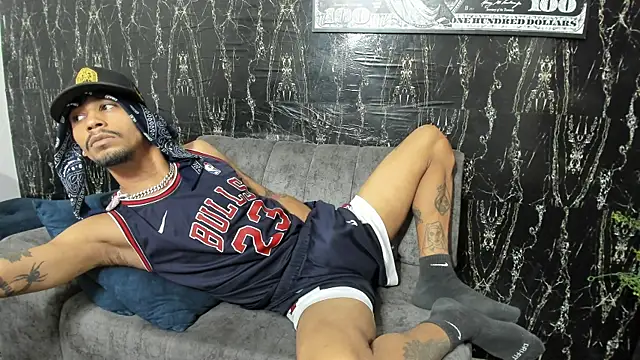 Snapshot of carl_jhonson821 chatting on November 20, 2025, 2:07 pm carl jhonson821 online show from November 20, 2025, 2:07 pm