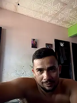 yeffito1 online show from October 13, 2025, 6:42 pm