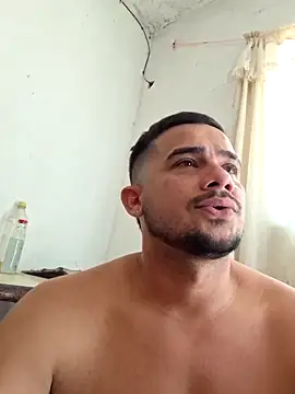 yeffito1 online show from September 20, 2025, 4:12 pm