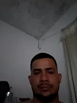 yeffito1 online show from September 10, 2025, 2:32 am