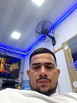 yeffito1 online show from September 22, 2025, 11:33 pm