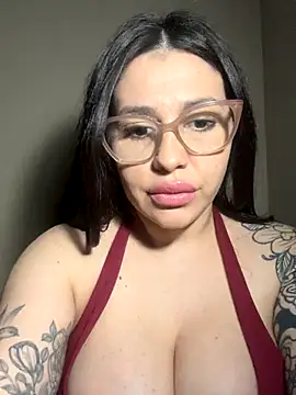 onlylucisfer online show from October 5, 2025, 2:24 am
