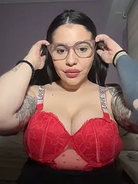 onlylucisfer online show from October 18, 2025, 5:48 pm