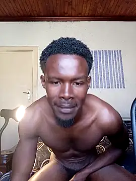 donchico0 online show from October 7, 2025, 8:26 am