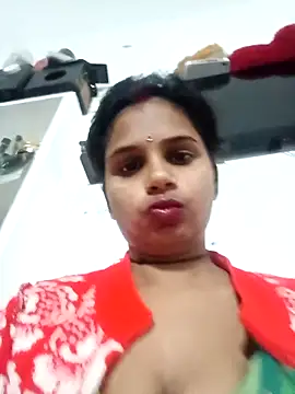 Snapshot of Km_shilpa chatting on December 22, 2025, 5:24 pm Km shilpa online show from December 22, 2025, 5:24 pm