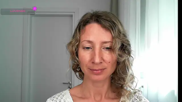 Snapshot of Paevoa chatting on February 6, 2026, 11:50 am Paevoa online show from February 6, 2026, 11:50 am