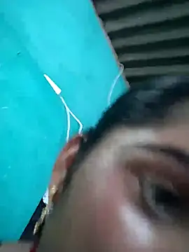 Hot cupal online show from October 2, 2025, 9:01 am