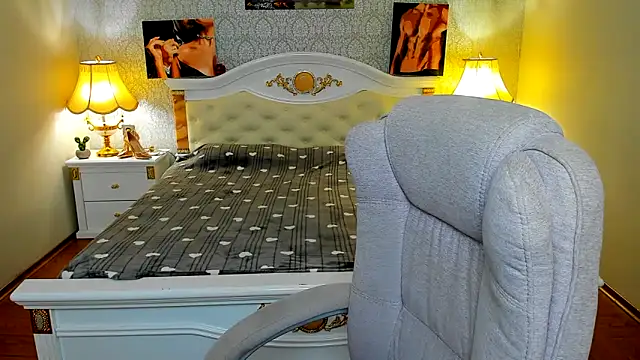 Snapshot of OmniaSher chatting on October 9, 2025, 9:10 am OmniaSher online show from October 9, 2025, 9:10 am